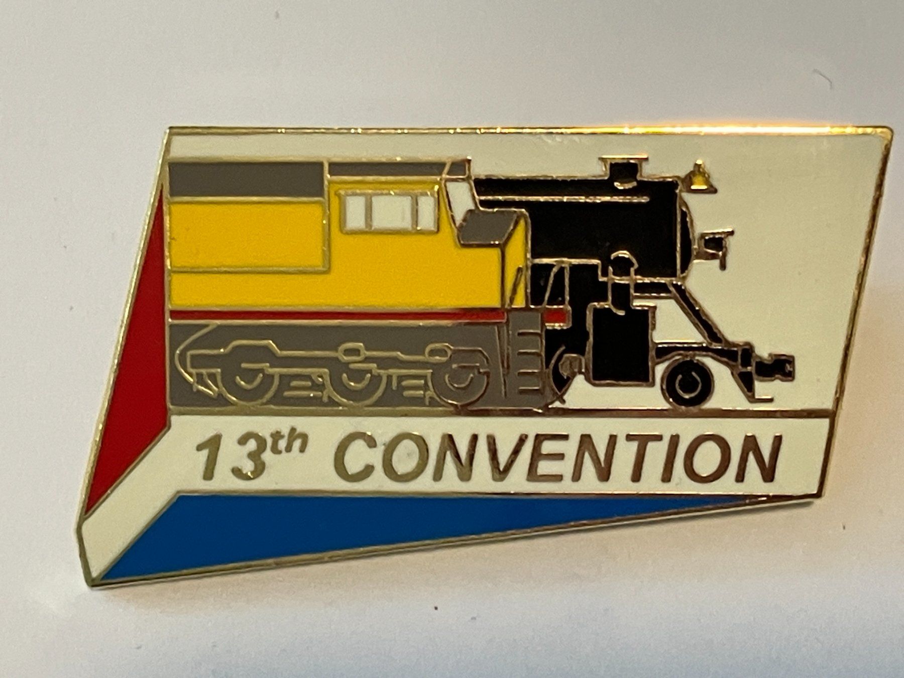 Plaquettes & Badges: 1 Pin 13th Convention Eisenbahn – D'occasion à Basel par djwwpp