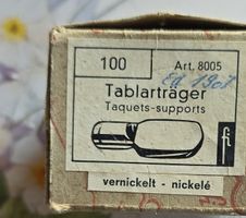 70 Tablarträger Art. 8005 vernickelt neuwertig