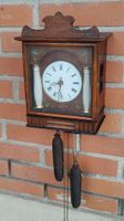 Antike Schwarzwälder Uhr Biedermeier, läuft (L33)
