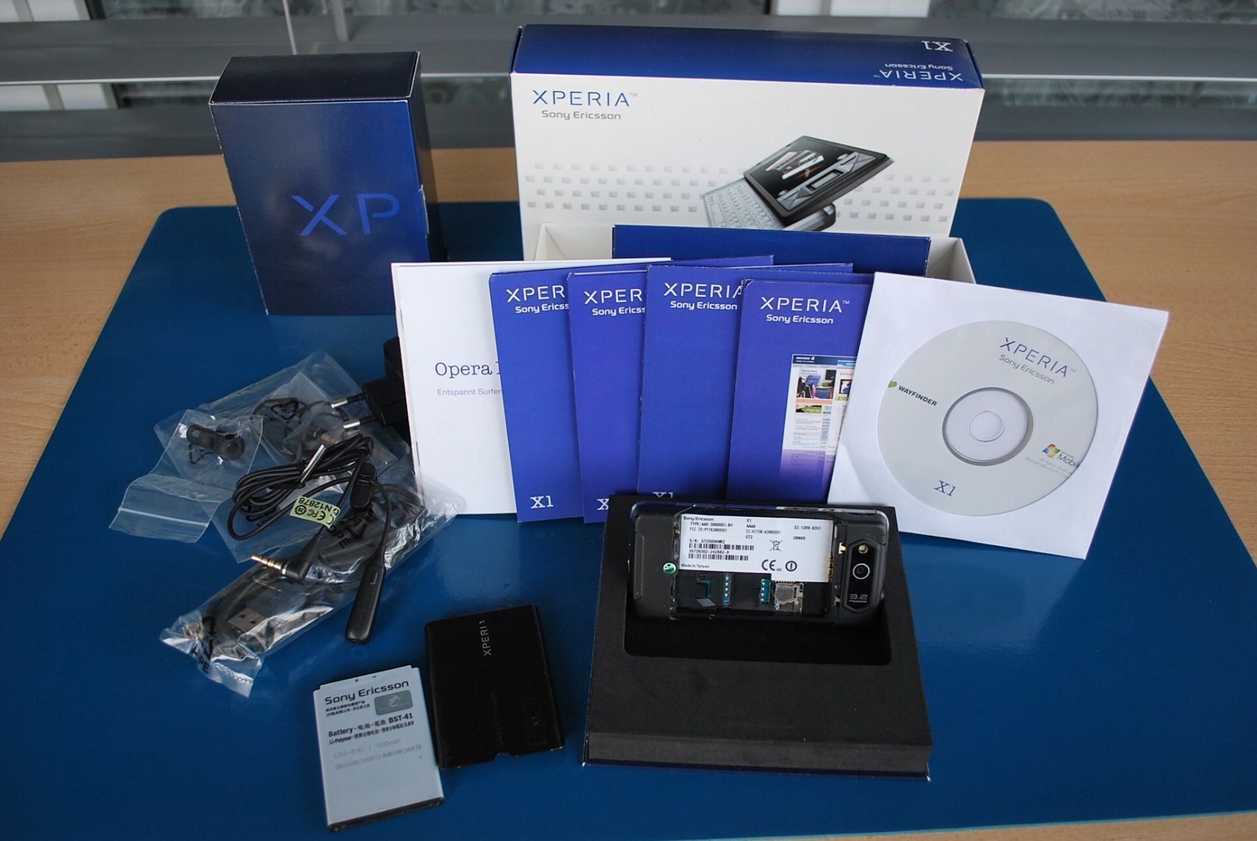 Ericsson Handys / Smartphones: Sony Ericsson XPERIA X1 Windows System – Gebraucht aus Biel/ Bienne von fusion54 6