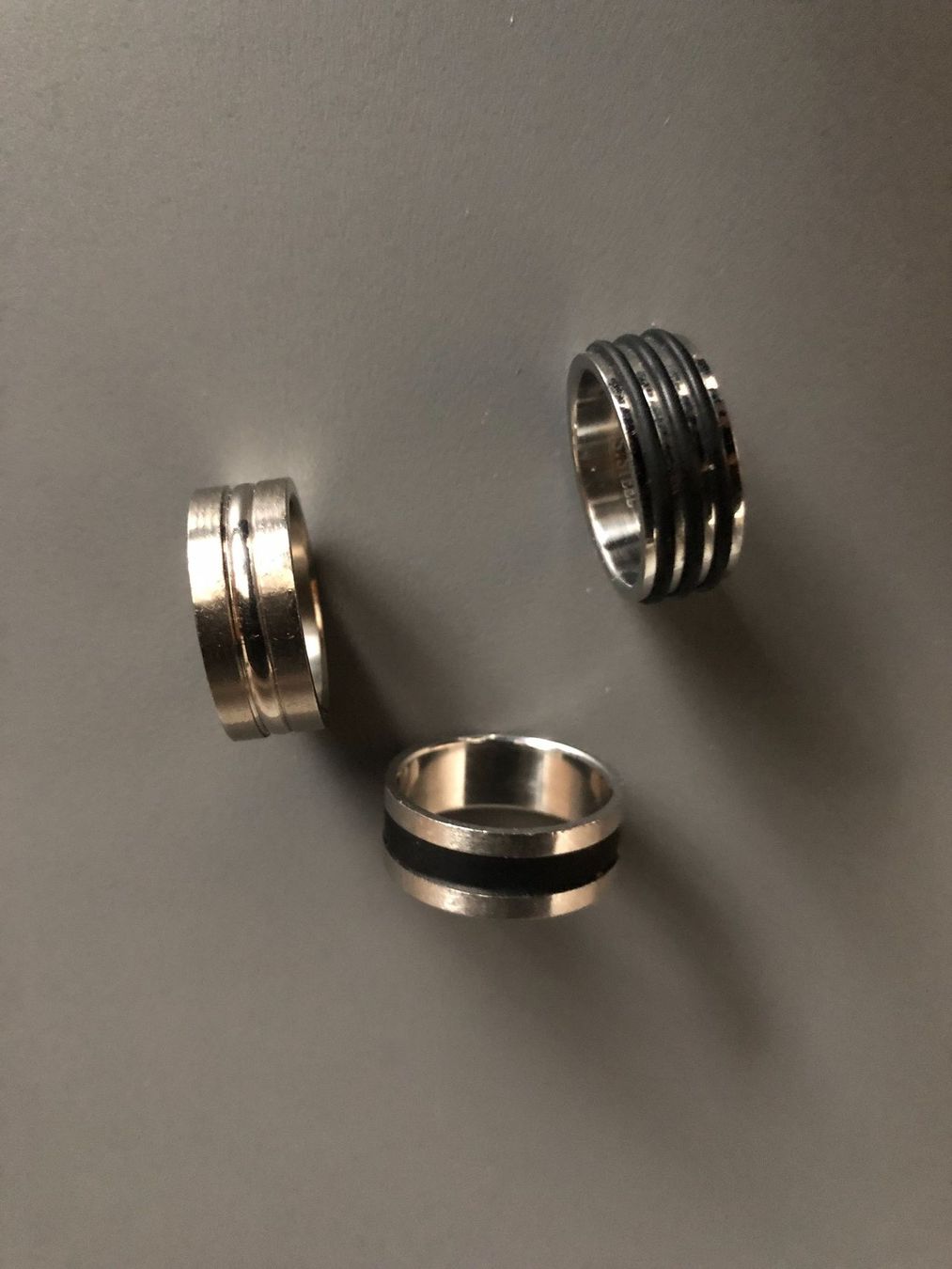 Sonstiger Schmuck: Set aus Halskette versilbert und drei Ringen – Gebraucht aus Luzern von Roger3022 5