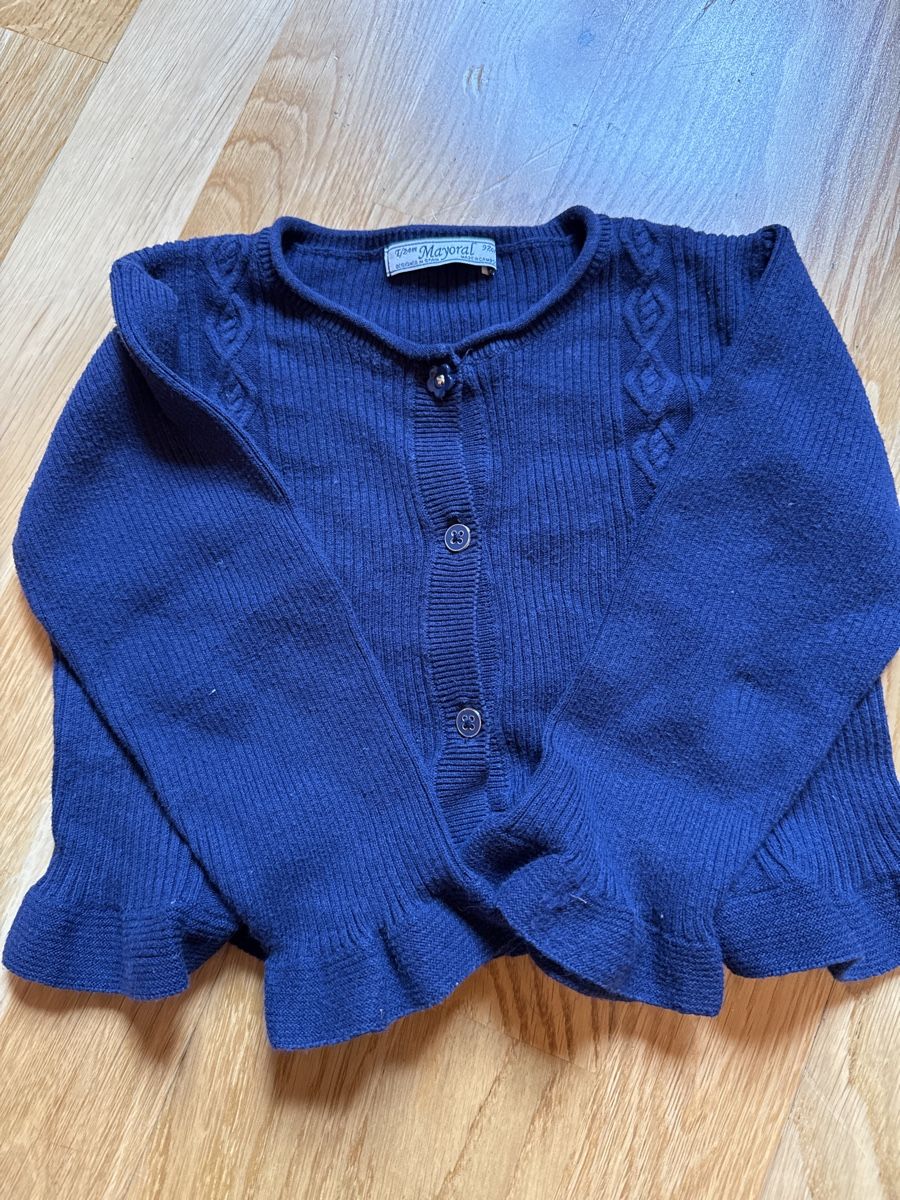 Pullover & Sweatshirts: Kinder-Cardigan-Set, Grösse 88-97 – Gebraucht aus Ottikon von Domito 2