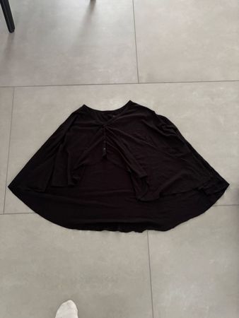 Still-Poncho schwarz (green by spring)