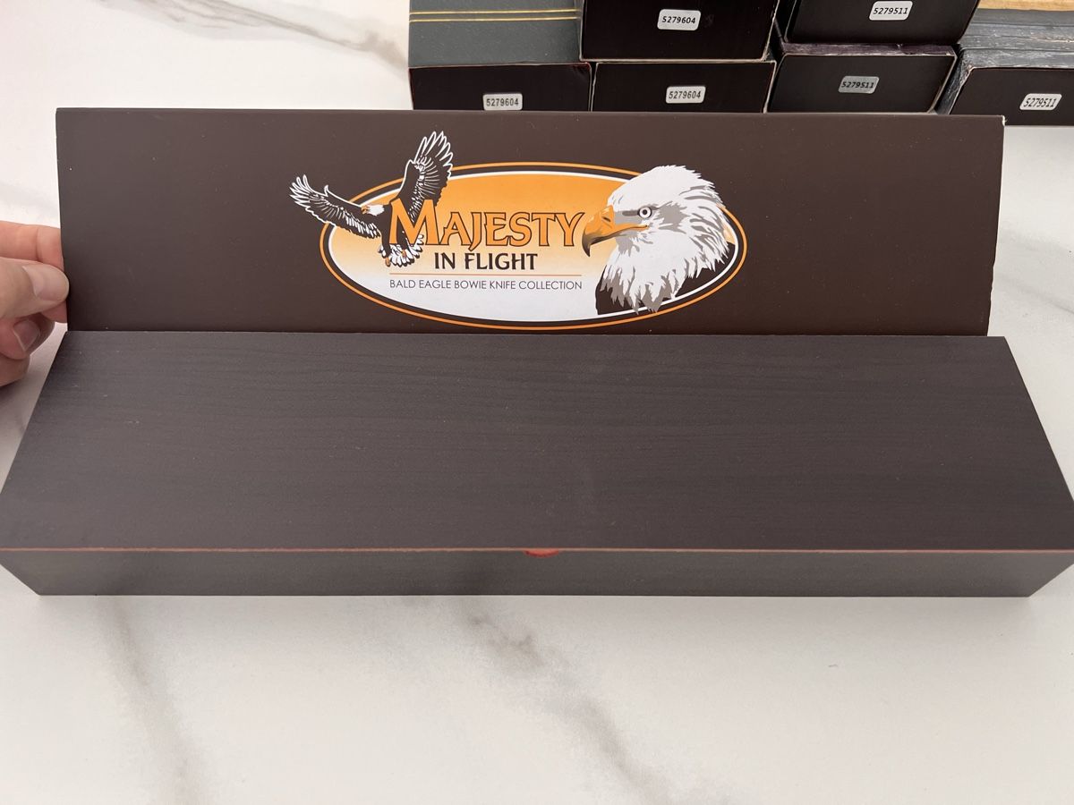 Accessori: Messer "Majesty in Flight" Bald Eagle Bowie. Neu! – Nuovo e nell'imballaggio originale da Winterthur venduto da ChicMarkt 2