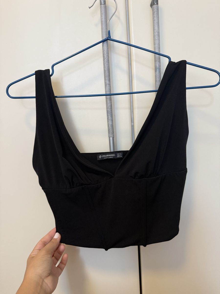 Tops: Top S  – D'occasion à Lugano par ari_2v6v