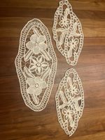 3er Set Vintage Deckchen, Handarbeit, Beige