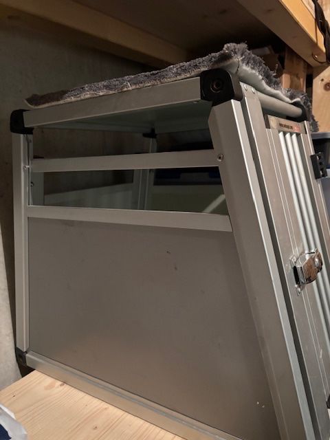 Swisspet Käfige, Transport & Sicherheit: Cage de transport chien taille S – Gebraucht aus Mont-sur-Lausanne von aga_v8hq 1