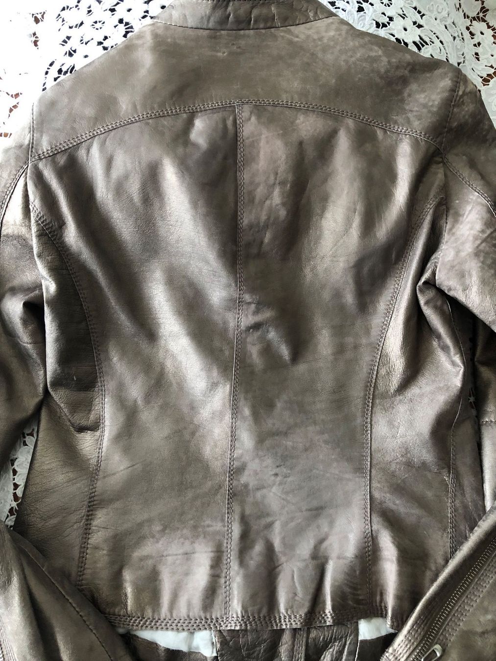 Giacche: Goldene Lederjacke – Usato da Niederhasli venduto da bluedog21 2