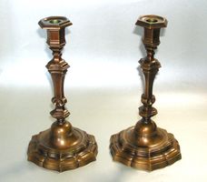 HEINRICH ERNST LUZERN PAAR ANTIKE BRONZE KERZENSTÄNDER