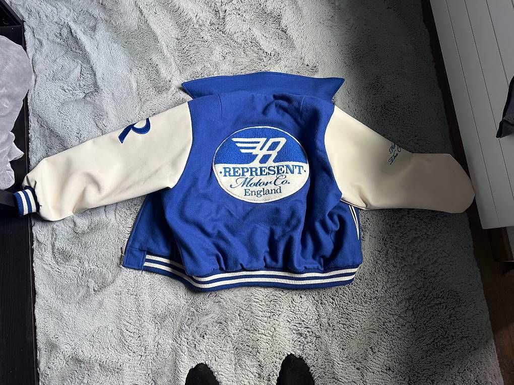 Jacken: Represent Varsity Jacket – Gebraucht aus Beinwil am See von alo_58nm 1