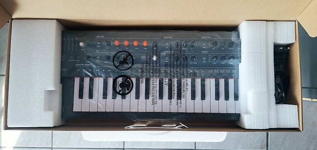 Arturia Musikinstrumente: Arturia Minifreak Algorithmic Synthesizer - Mint Condition – Gebraucht aus Delémont von PeragineC 2