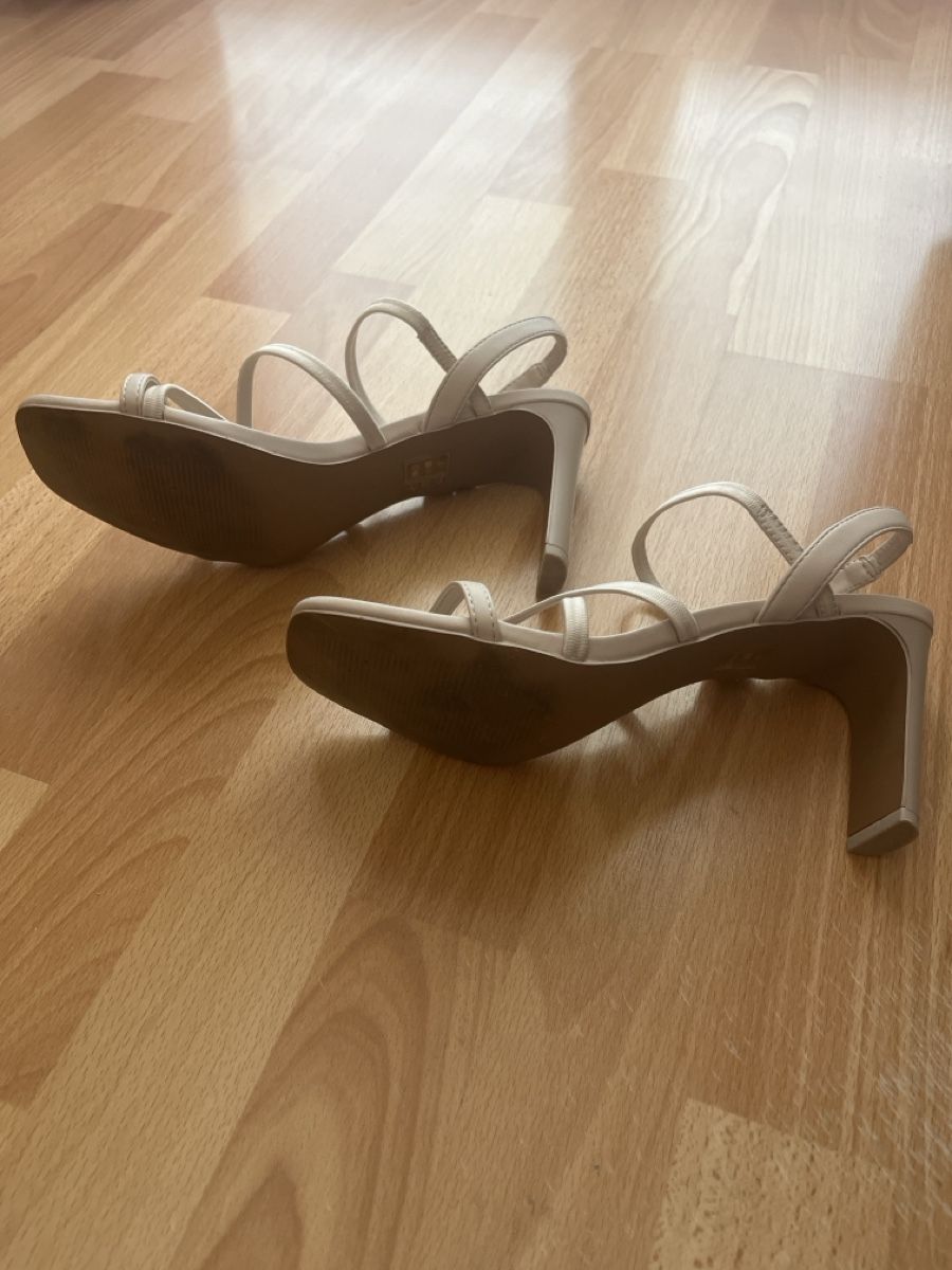 Scarpe da donna: Sandales à talon Call It Spring beige – Usato da Duillier venduto da alicedopp 2