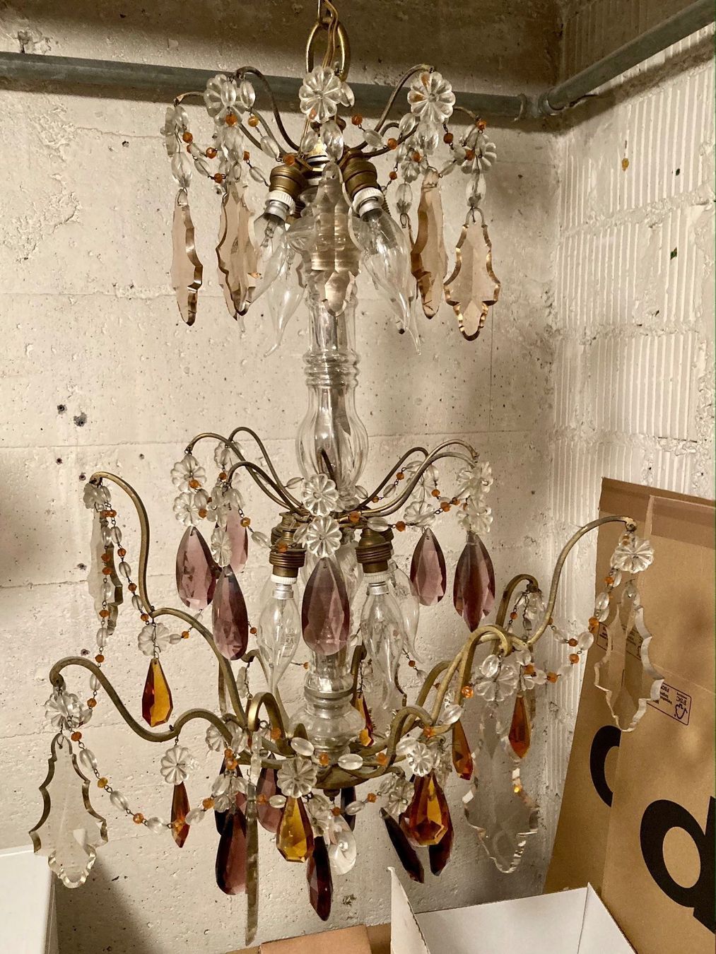 Kronleuchter & Deckenlampen: Kunstfertigkeit Farbiger Kristall/Glas Kronleuchter – Gebraucht aus Thun von barbar27