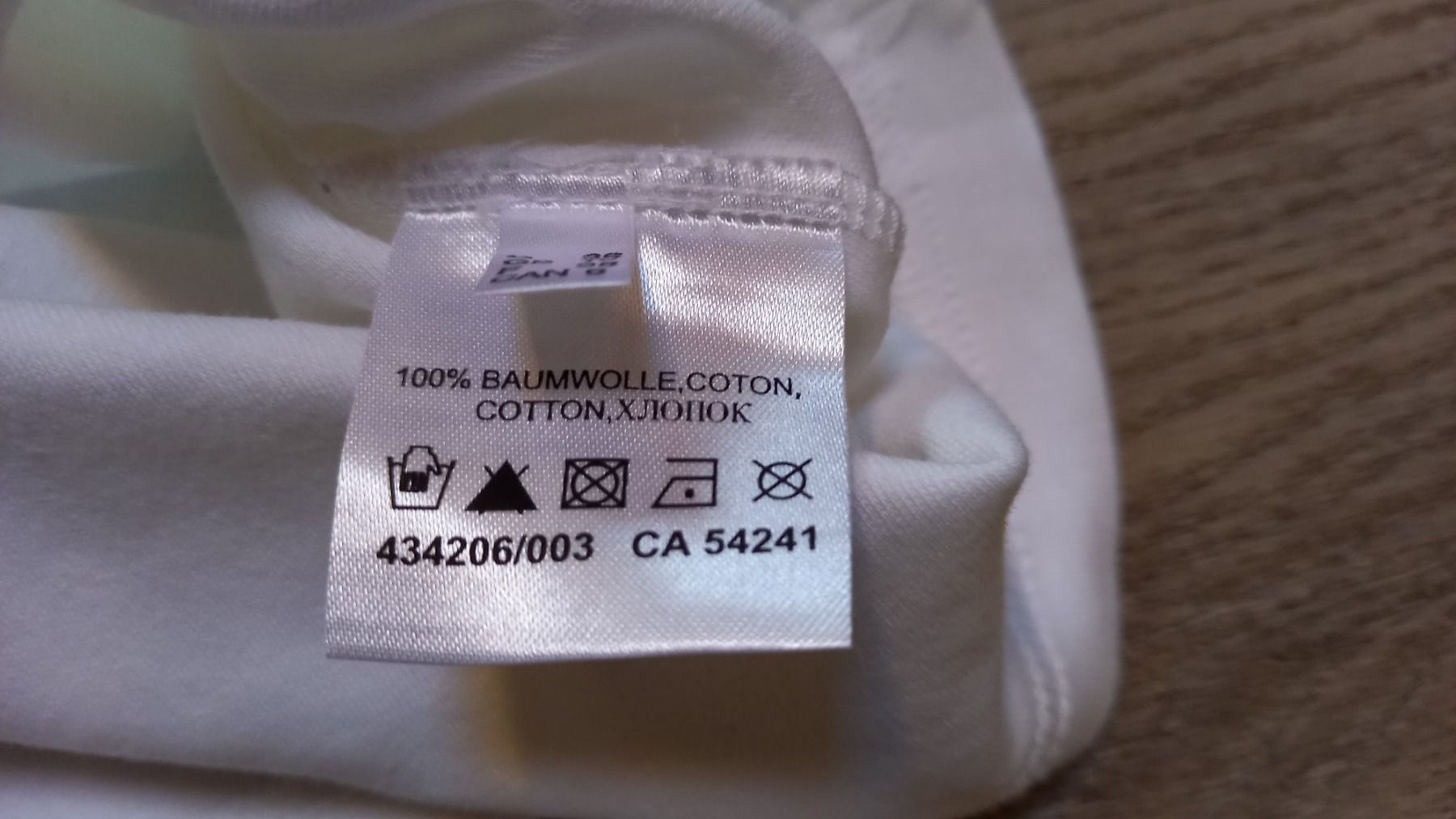 T-Shirts: Lucia Shirt  36/38 – Gebraucht aus Bätterkinden von Elefantenzoo 3