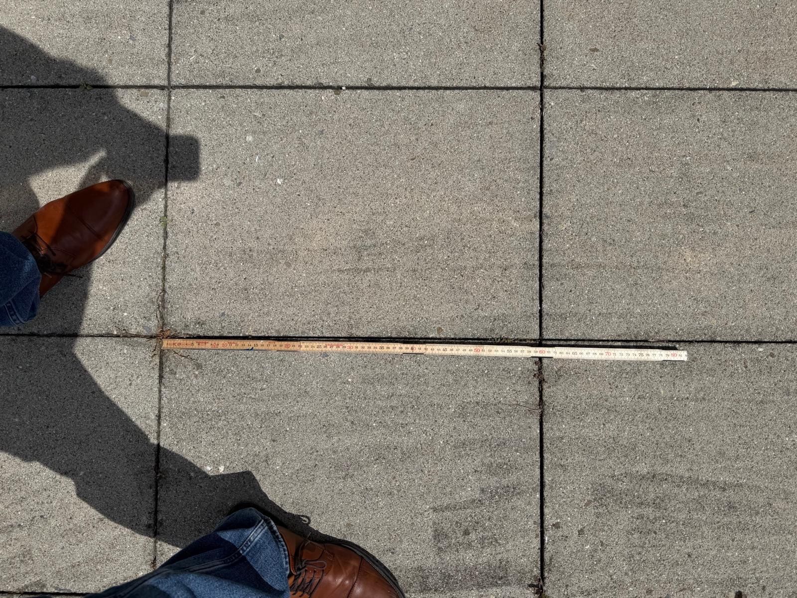 Rivestimenti per pavimenti: Garten/Terassen Steinplatten 40x60cm gratis abholbereit – Usato da Buch am Irchel venduto da ber_8fgp 2