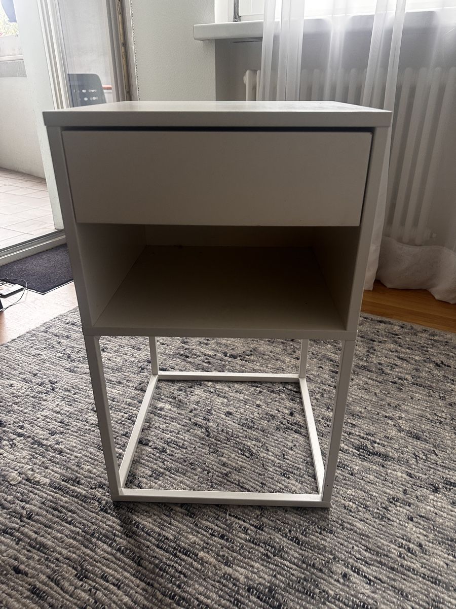 Ikea Comodini: Ikea Nachttische – Usato da Zürich venduto da hus_2sc5 4