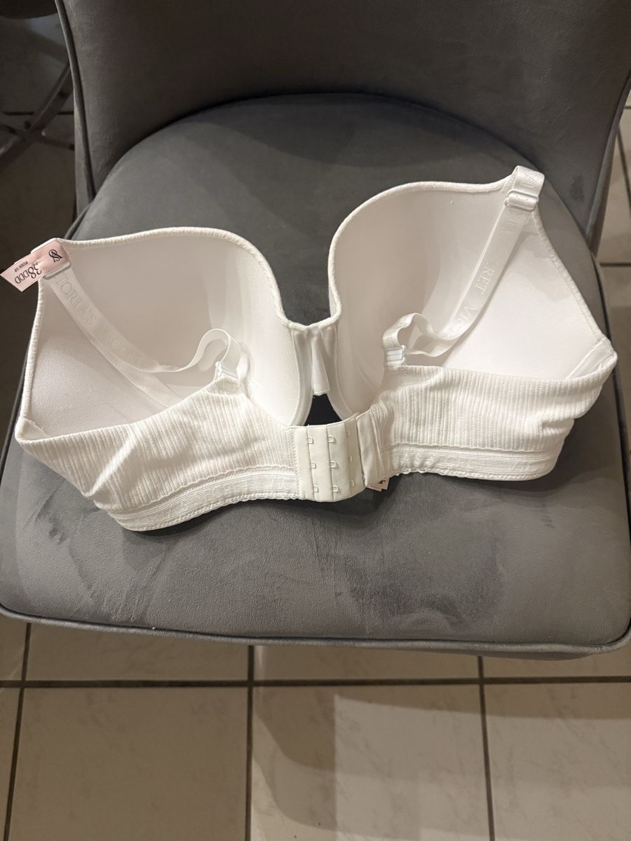 Sonstige Unterwäsche: VS BH Push-Up Gr. 38DDD Neu mit Etikett – Neu und originalverpackt aus Uster von herbst1997 1