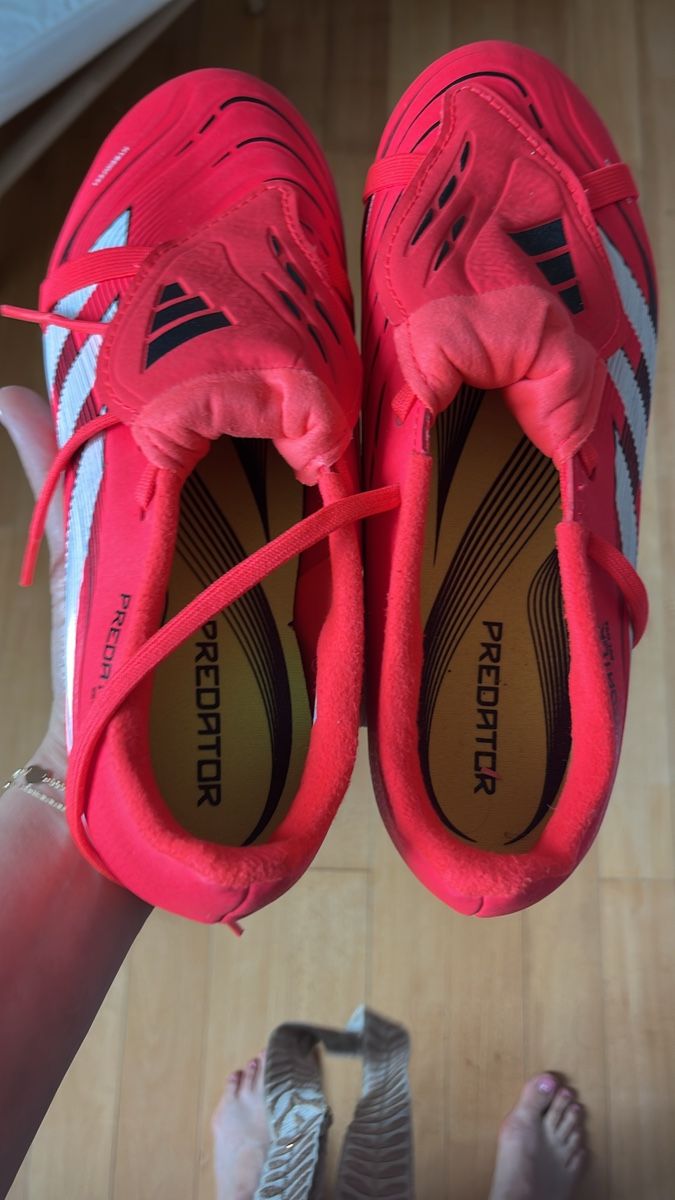 Adidas Herrenschuhe: Fussballschuhe – Neu (gemäss Beschreibung) aus Basel von Zeyno1 1