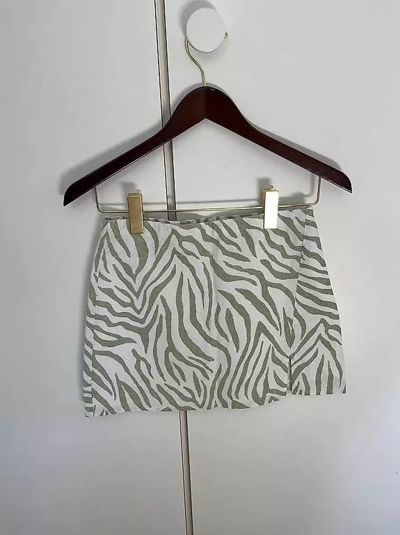Röcke: ZEBRA MINIROCK – Gebraucht aus Maur von tab_z9rh
