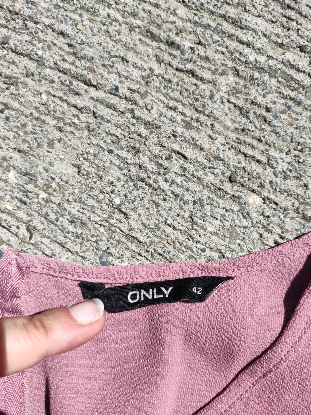 Only T-shirt: ONLY; Blusenshirt Gr. 42 in Rosa – Nuovo (secondo la descrizione) da Horgen venduto da Lulusa 2