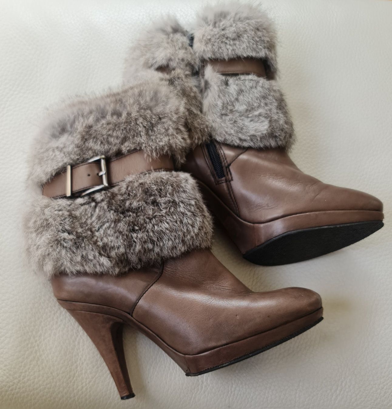 Scarpe da donna: Schöne Winterstiefeletten – Usato da Kriens venduto da ..stx.. 4
