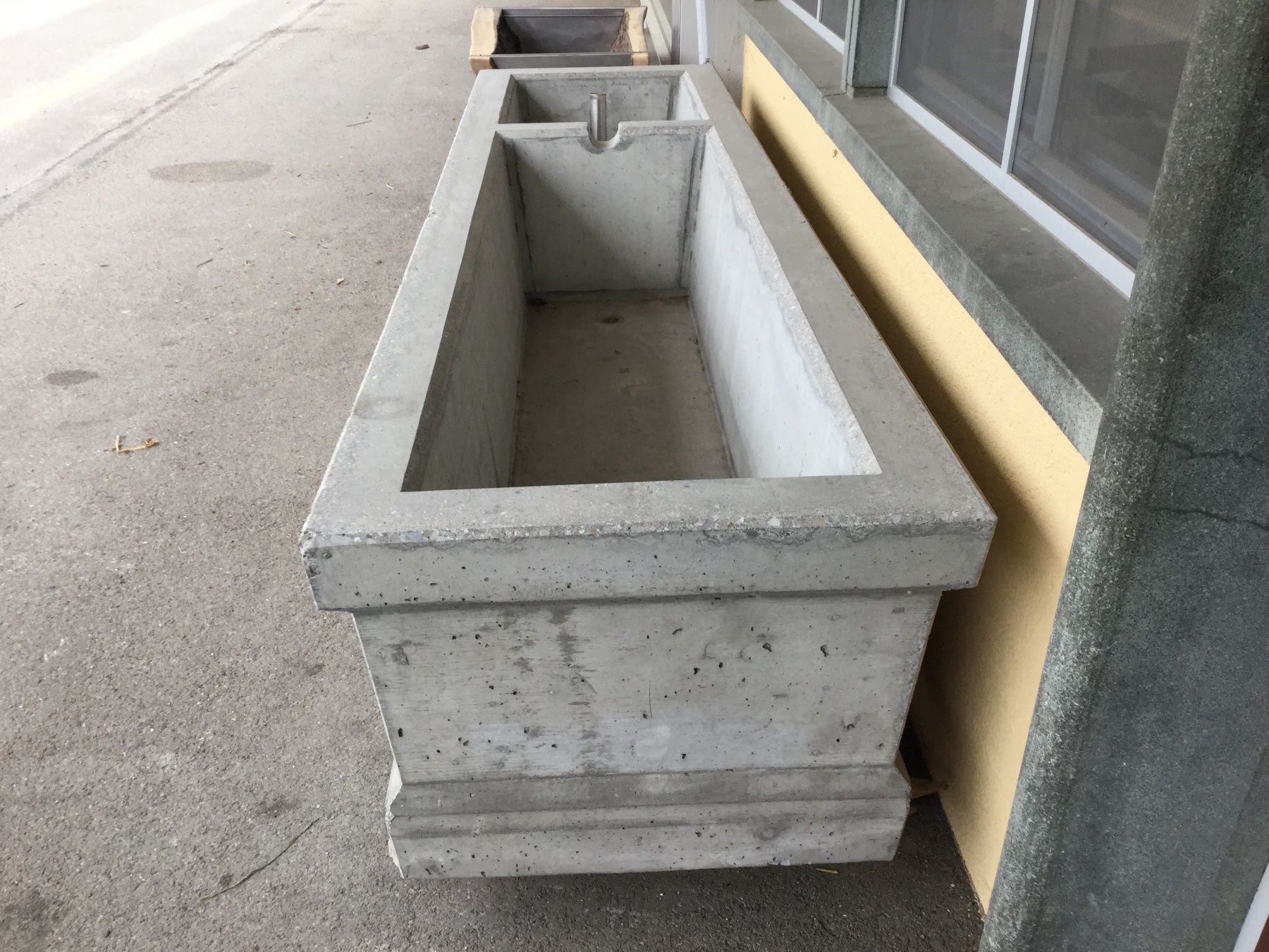 Stagni & Fontane ornamentali: Betonbrunnen armiert – Nuovo (secondo la descrizione) da Wikon venduto da Susiwan 1