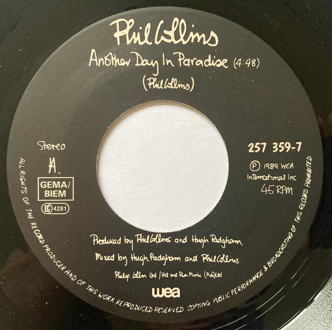 Schallplatten: PHIL COLLINS - ANOTHER DAY IN PARADISE – Gebraucht aus Bottens von hotter-than-hell 2