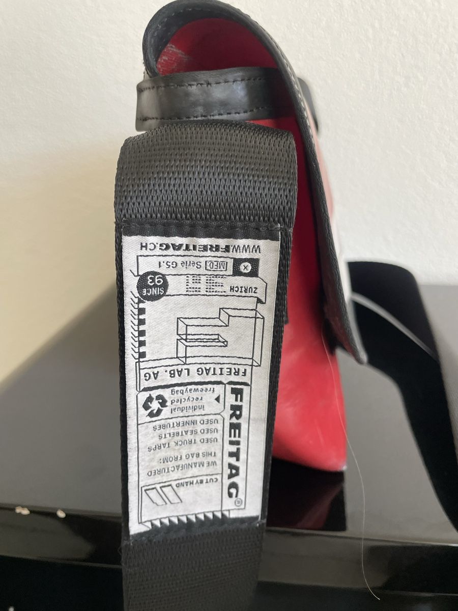 Freitag Sonstige Kleidung & Accessoires: FREITAG Hawaii Five Umhängetasche – Gebraucht aus Richterswil von Prangins9 5