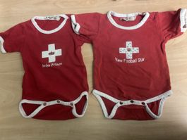 2x Baby Bodys  Gr. 80Rot Weiss Swiss Motiv ⚽️