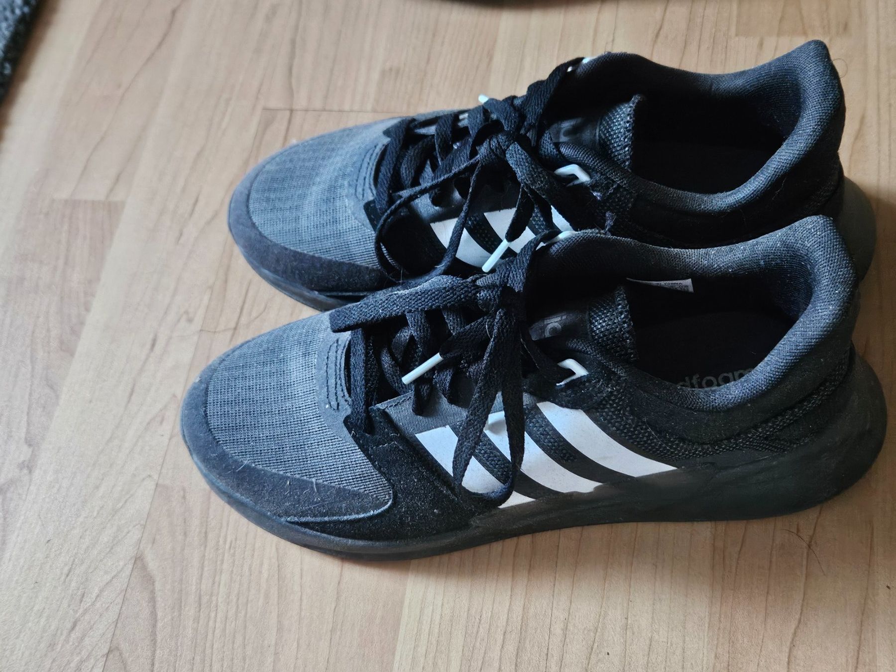 Scarpe da uomo: Chaussure Adidas – Nuovo (secondo la descrizione) da Ferpicloz venduto da Olivier_Jut 2