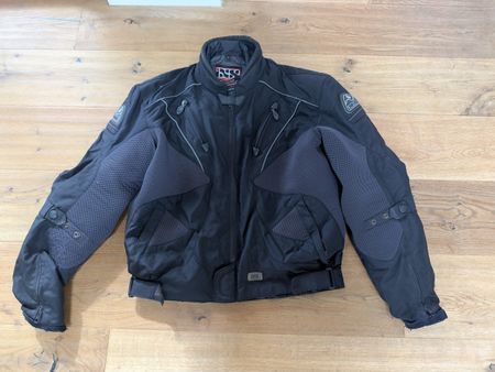 Motorradjacke IXS schwarz Textil Grösse XL gebraucht