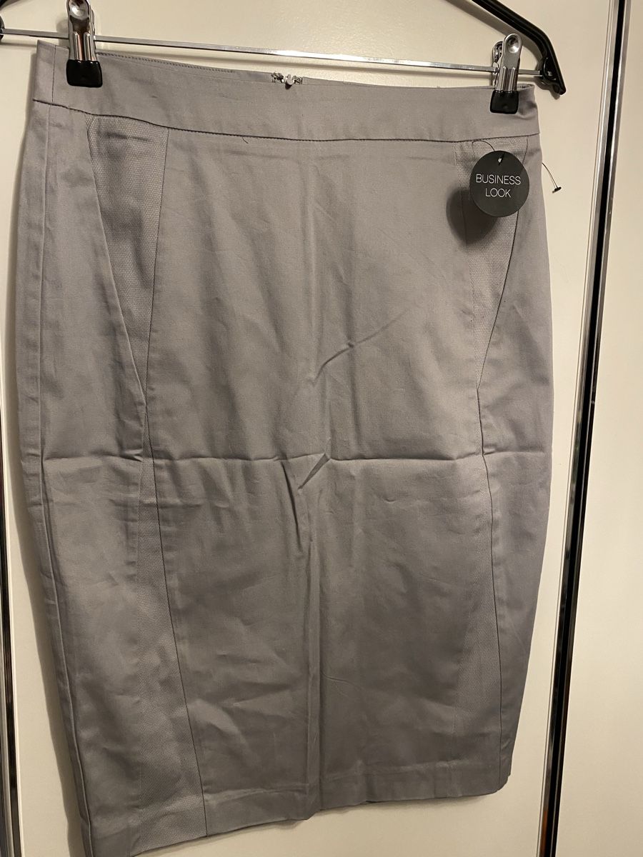 Gonne: Damen Rock Gr.36 neu – Usato da Pfungen venduto da Sheki56