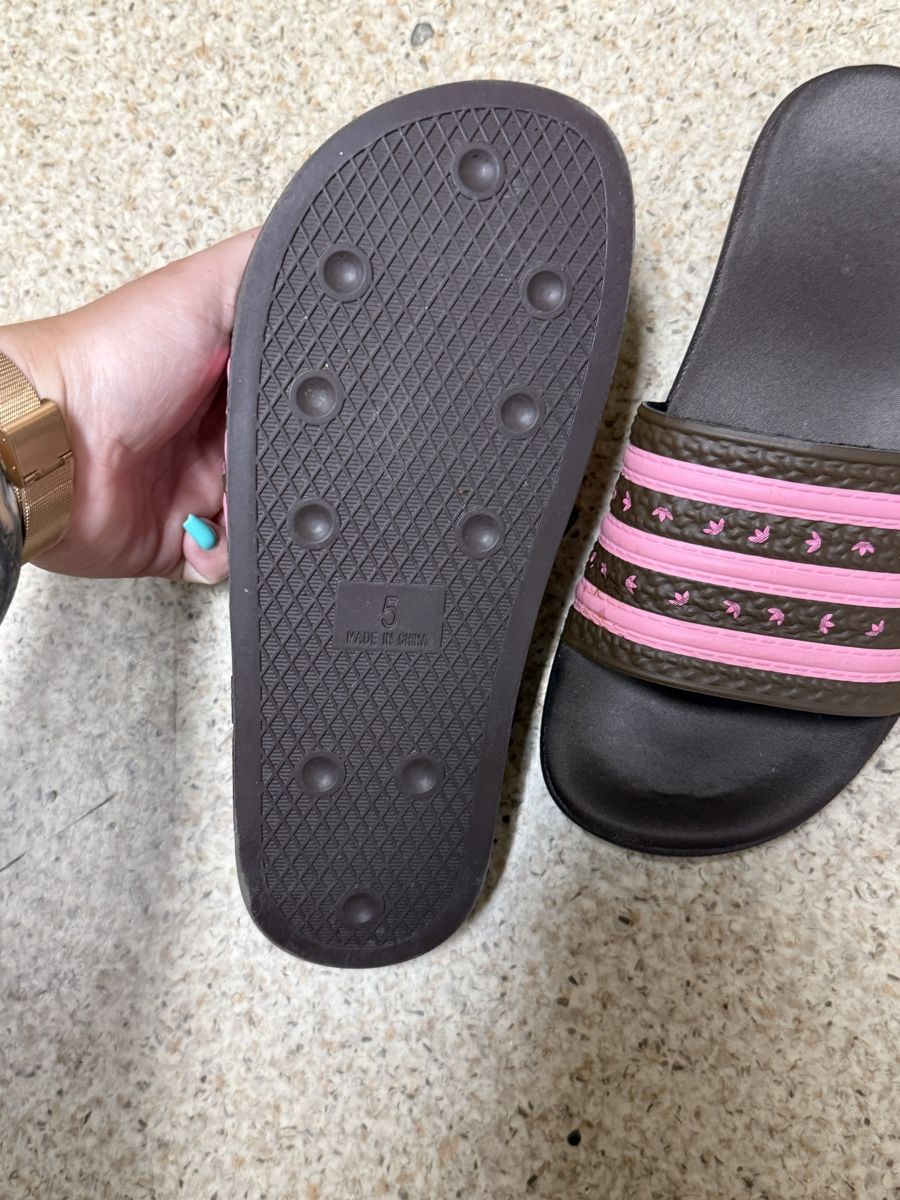 Scarpe da uomo: Adidas Finken Grösse 5 /38 – Nuovo (secondo la descrizione) da Oeschgen venduto da Mich_elle 1