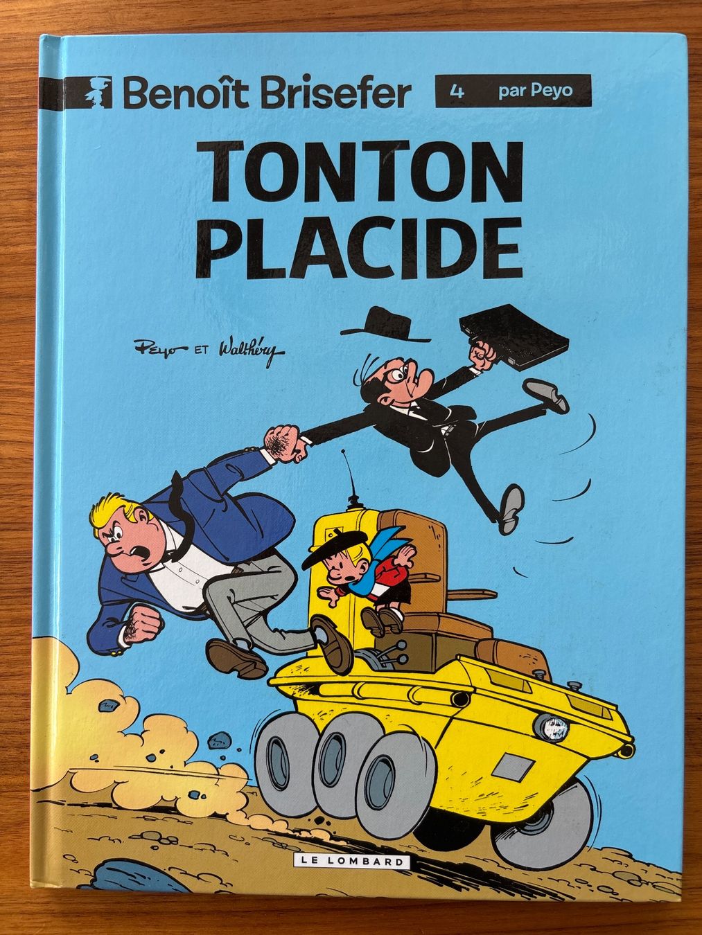 Fumetti: Benoît Brise-fer no4 Tonton Placide – Usato da Tolochenaz venduto da CelVrz