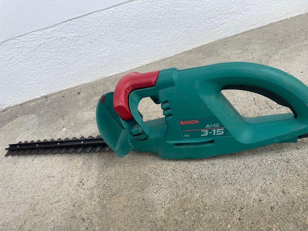 Bosch elektrische Heckenschere AHS 315 mit Kabel Kaufen auf Ricardo