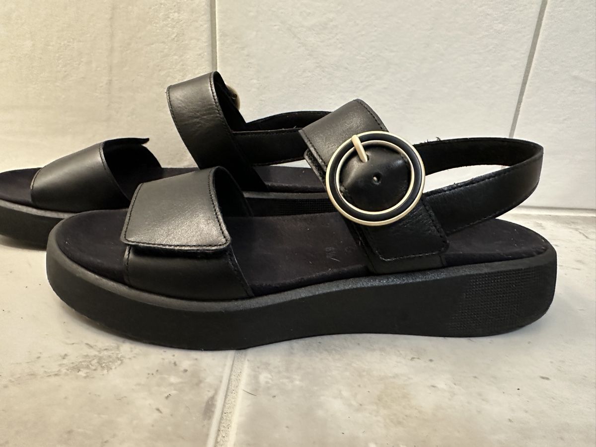 Gabor Scarpe da donna: Gabor Comfort Sandale schwarz, Grösse 40 – Usato da Pfeffingen venduto da Thobama 2