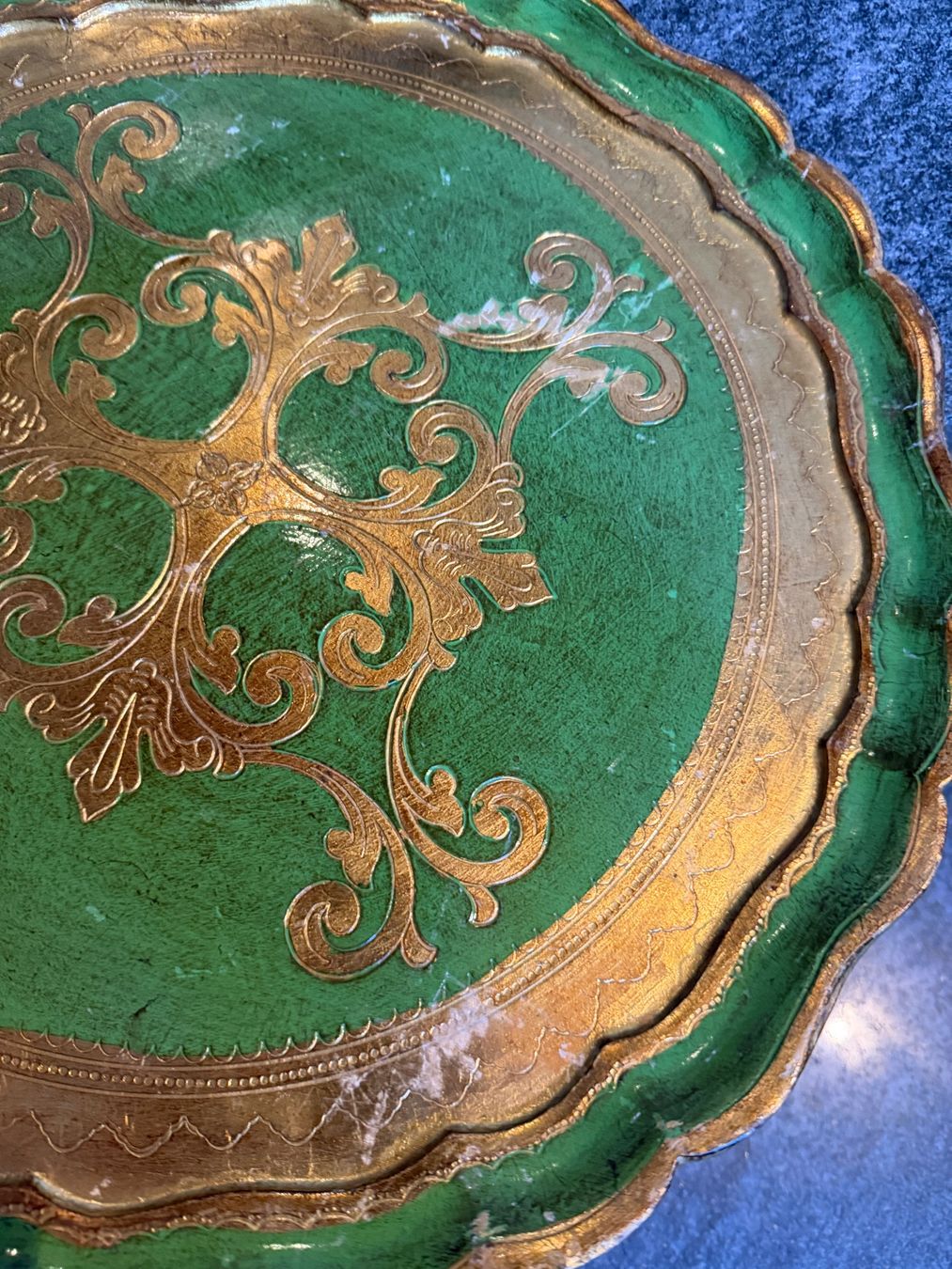 Servierplatten: Florentinisches vintage Serviertablett, Tablett Holz, Gold, – Gebraucht aus Otelfingen von Markthalle_C 2