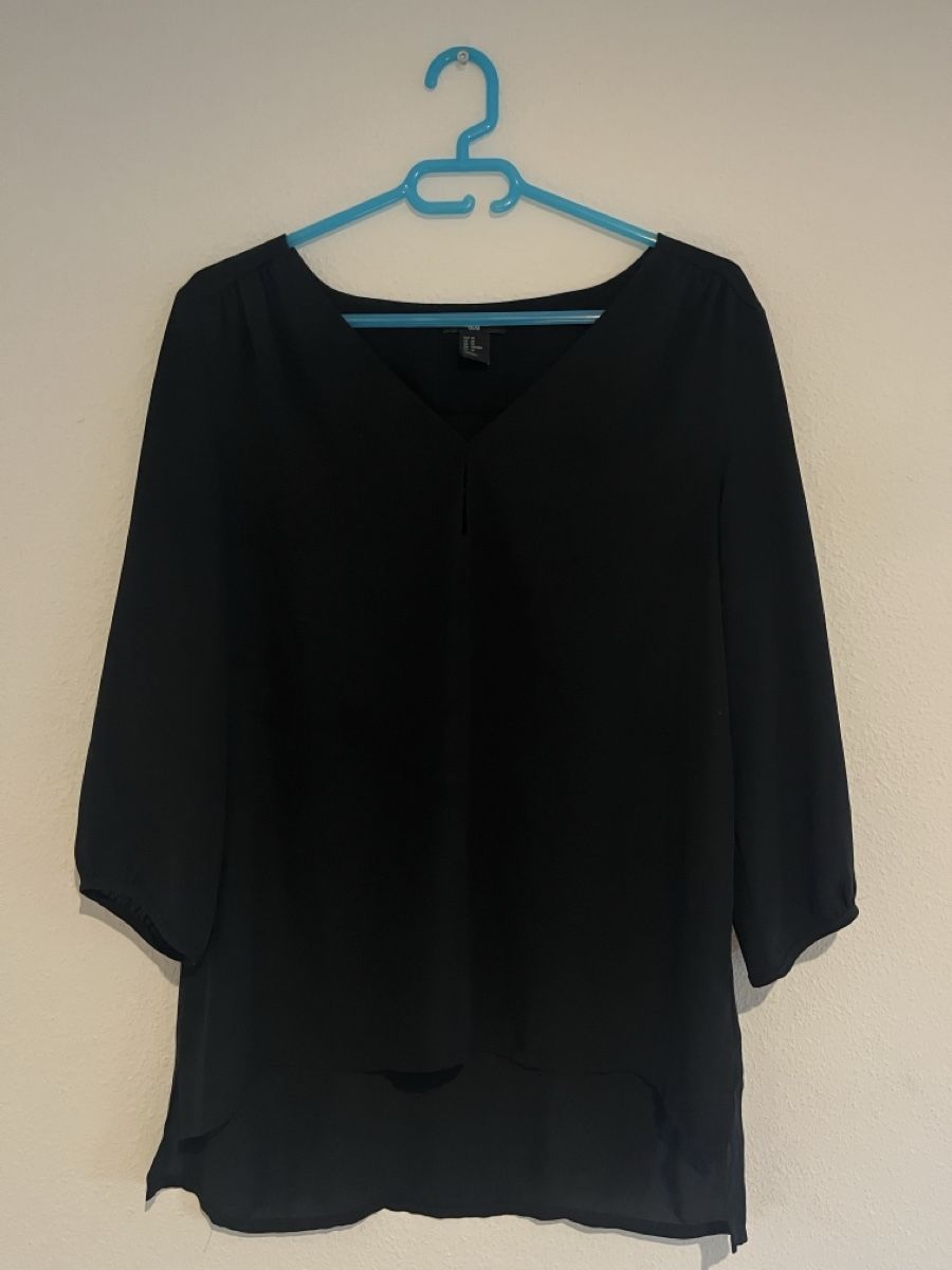 H&M Blusen: Elegante schwarze Bluse - Gr. 40 – Gebraucht aus Muttenz von L.Galle 1