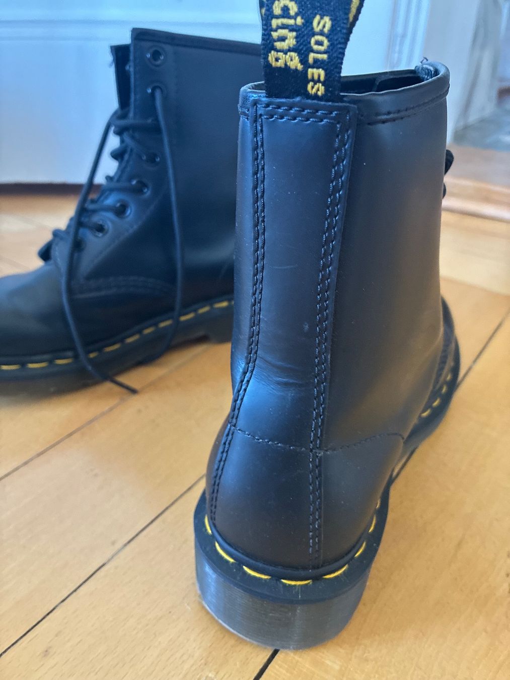 Dr. Martens Chaussures hommes: Dr. Martens Stiefel Gr. 38 – D'occasion à Fribourg par waves55 1