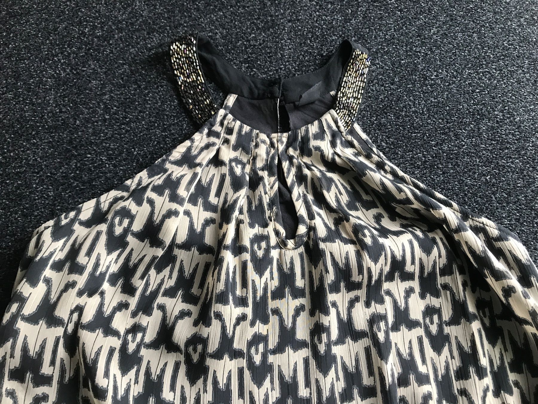 Zebra Top: Top Gr S mit Glitzerkragen – Usato da St. Margrethen SG venduto da kellenbh 1
