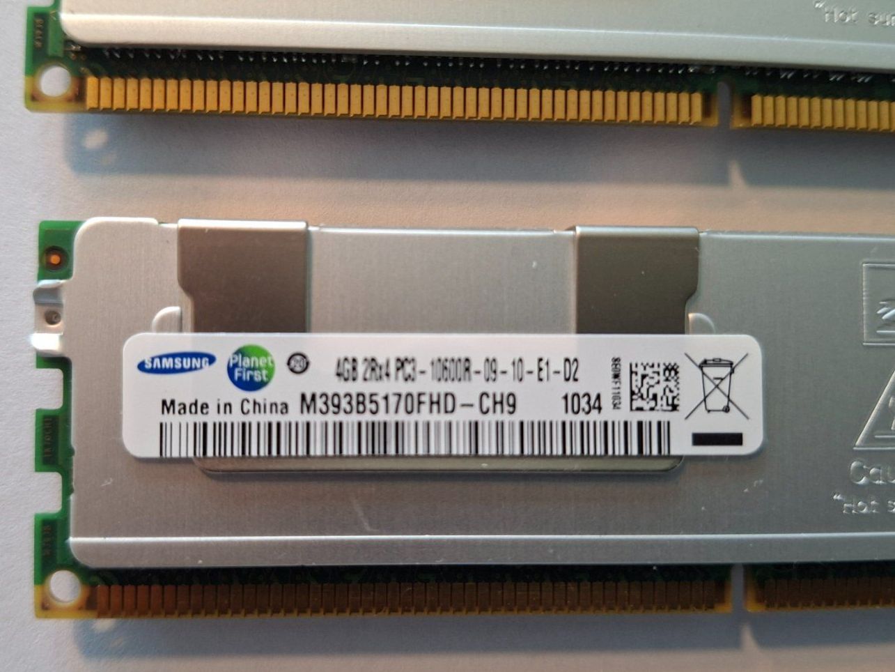 Memoria / RAM: Server RAM Karten 2 x 8GB  2Rx4 PC3-10600R-09-10-E1-D2 – Usato da Dübendorf venduto da Rinri 1