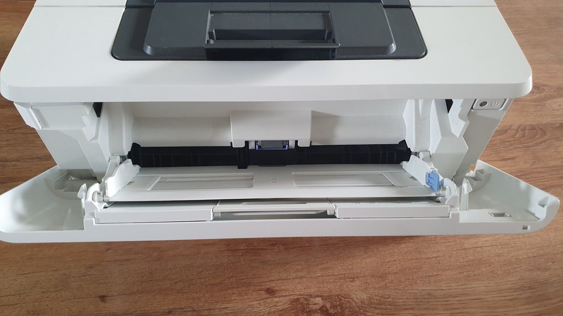 Stampanti: Drucker HP Laserjet Pro M402dn – Difettoso da Giswil venduto da online-Brockenhaus 3