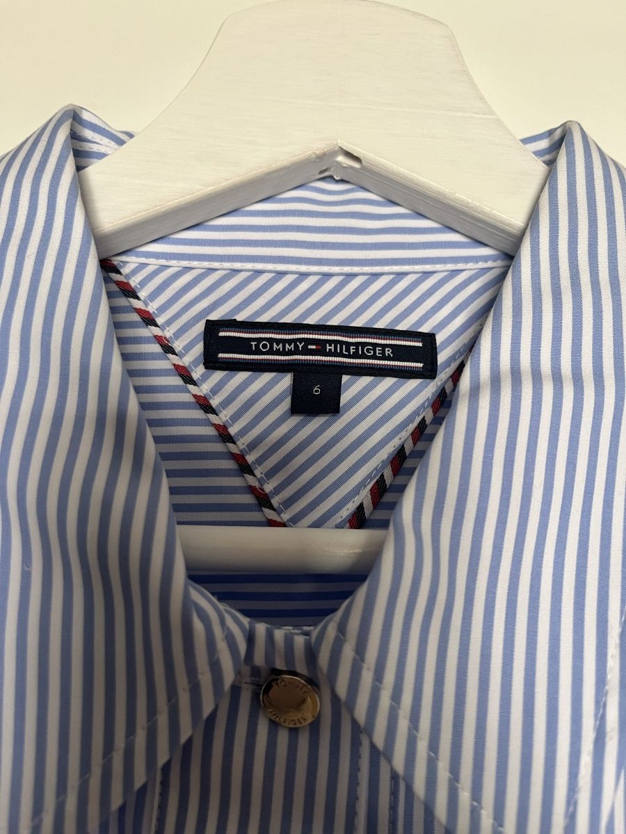 Tommy Hilfiger Blusen: TOMMY HILFIGER Bluse blau UK 6 / EU 34 – Neu und originalverpackt aus Zürich von nina__viva 1