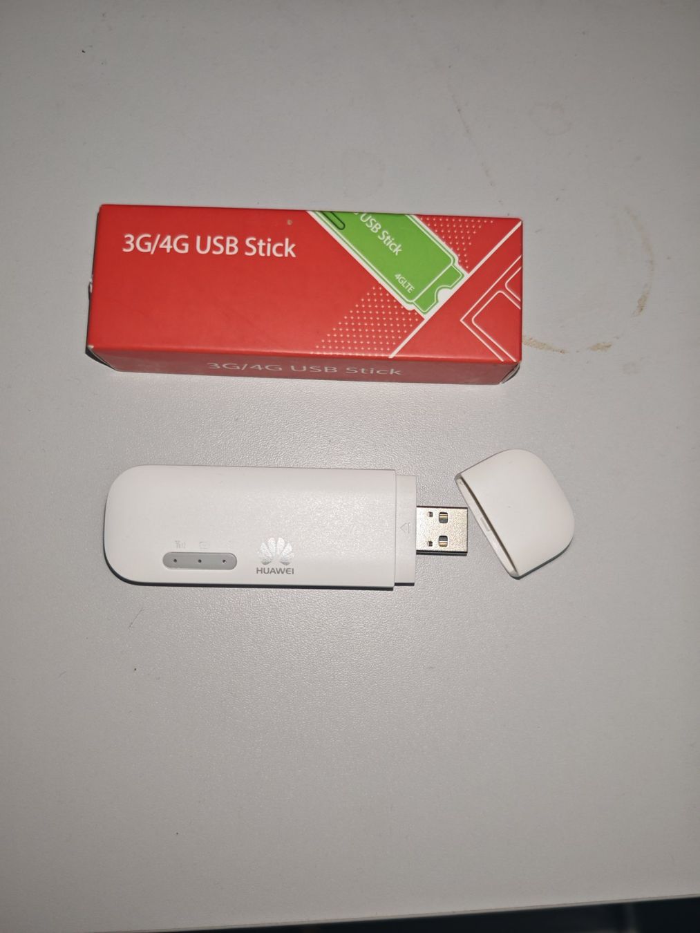 Huawei USB Sticks: Huawei USB W-Lan Stick E8372H-320 – Neuf (Voir description) à Rotkreuz par nah_6yb7