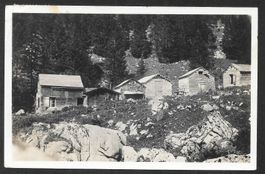Klöntal Gubser's Ferienhütten auf Käsernalp mit do. Stempel
