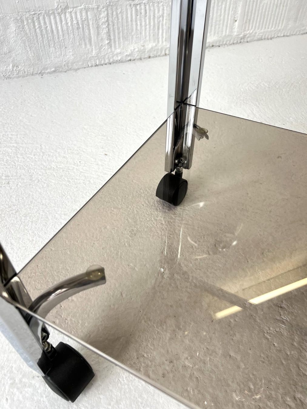 Tische: Vintage Beistelltisch I Servierwagen – Gebraucht aus Walzenhausen von stilvollwohnen 7