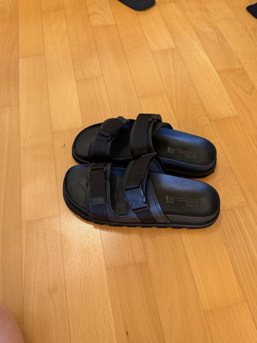 Pull&Bear Scarpe da uomo: Double straps black sandals – Nuovo (secondo la descrizione) da Ascona venduto da GioeleS