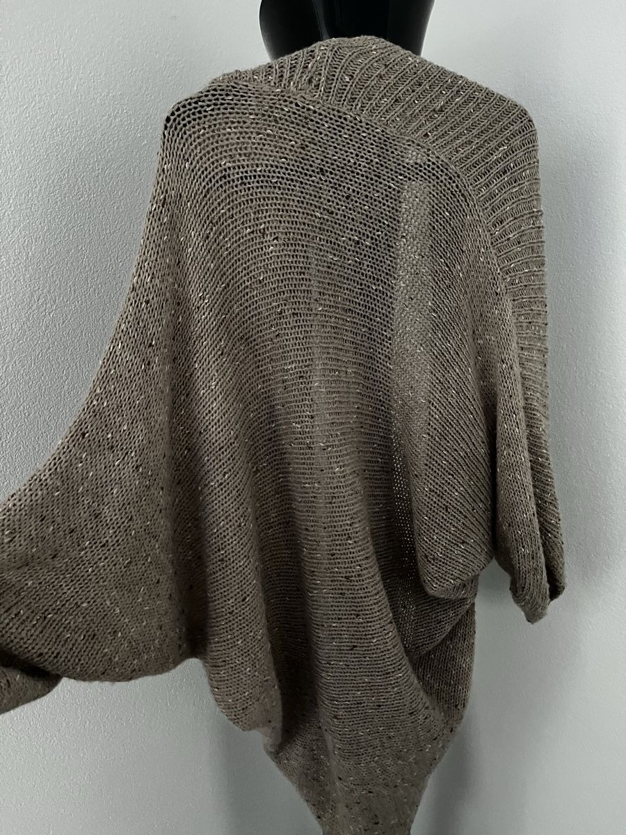 Giacche: Strickjäckli beige onesize – Usato da Hinwil venduto da dire07 1