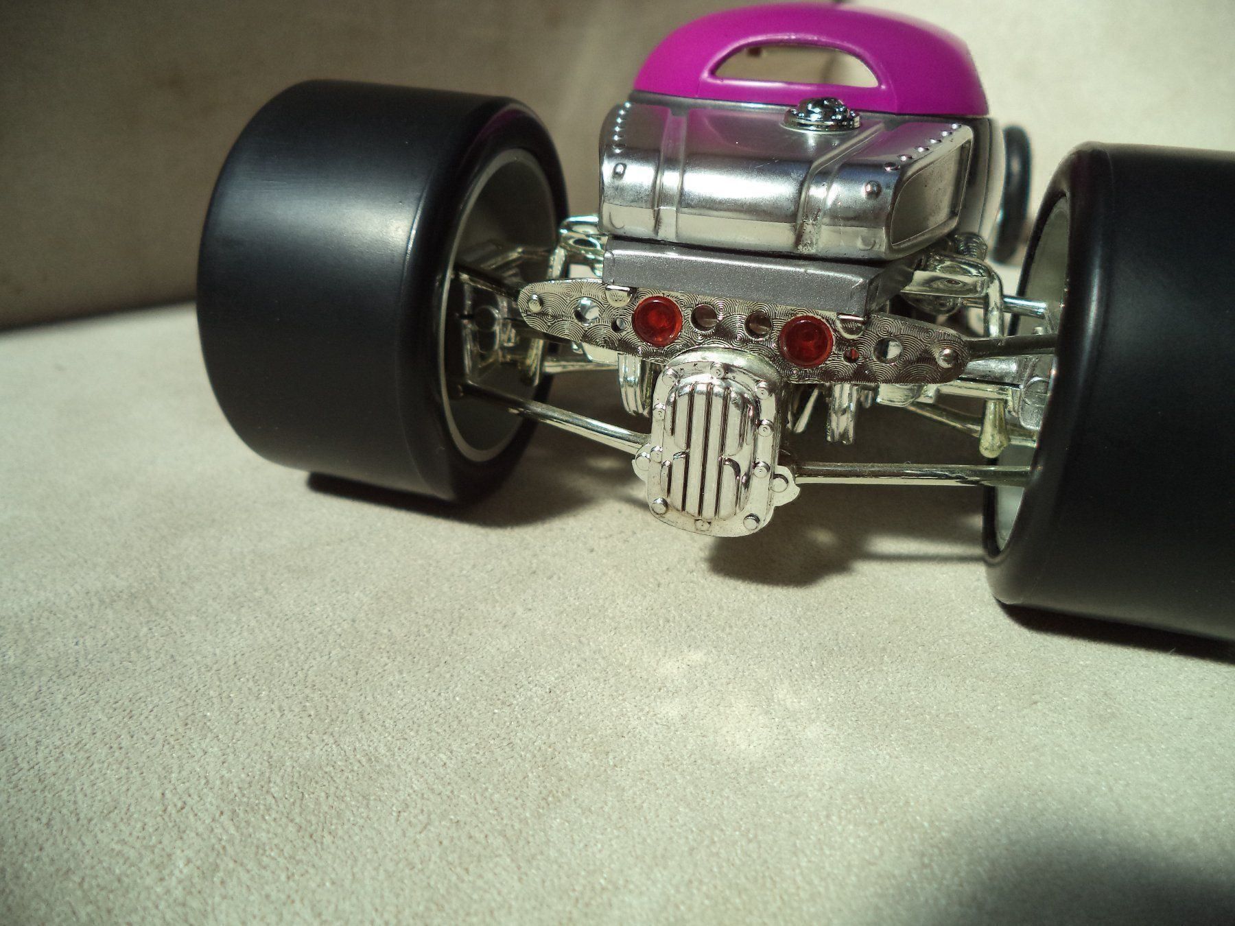 Hot Wheels Modellini d'auto: Hothweels SLIGHTLY MODIFIED  Rar – Nuovo (secondo la descrizione) da Rieden AG venduto da Wirth03 3