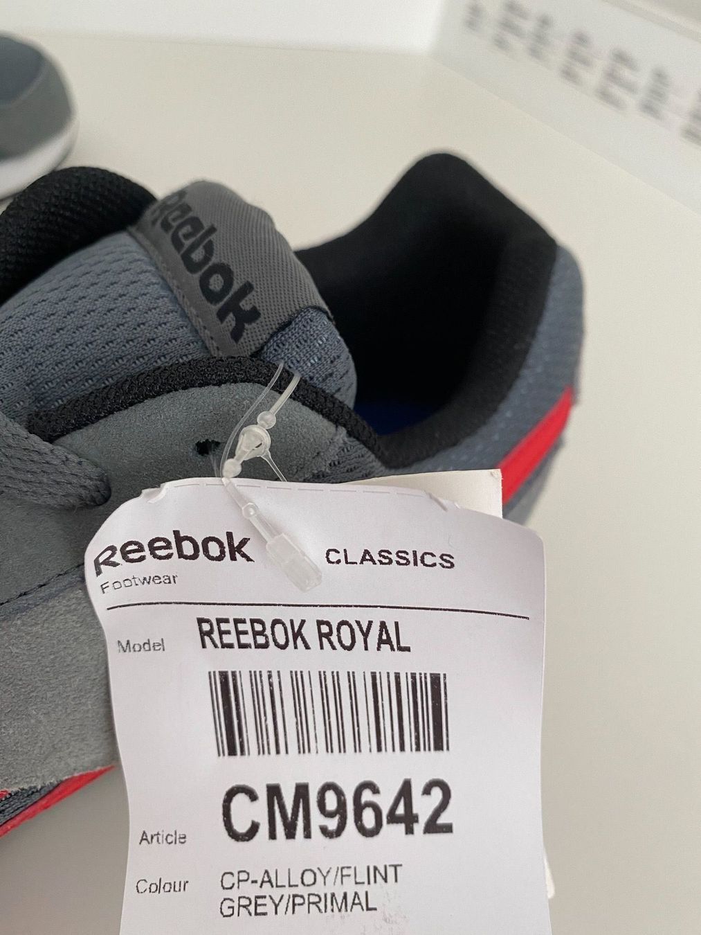 Reebok Scarpe da uomo: Reebok Royal Connect Sneaker Herren, 42 – Nuovo e nell'imballaggio originale da Luzern venduto da falena01 7